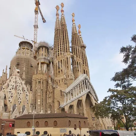 Apartamento Cerca De Sagrada Familia Barcelona Exterior foto
